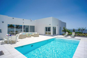 Villa Bolboreta by Villa Plus
